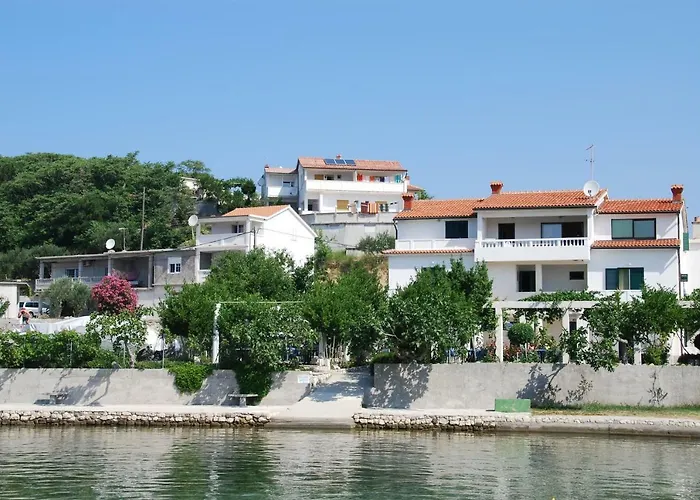 Kampor Apartments